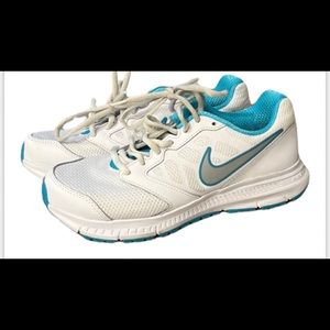 COPY - Nike Size 7 Sneakers